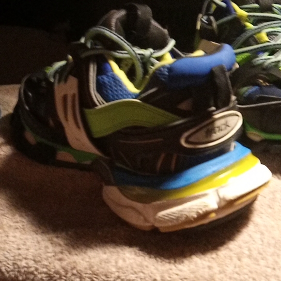 BALENCIAGA SIZE 12US (45 TRACK) - Picture 2 of 4